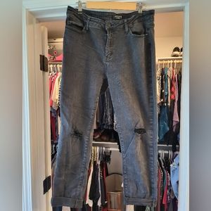 Ladies Judy Blue Black Distressed Jeans Size 13/31